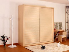 福建價格劃算的福州百葉移門供應(yīng) 百葉移門價格圖片|福建價格劃算的福州百葉移門供應(yīng) 百葉移門價格產(chǎn)品圖片由福州廣樂居門業(yè)公司生產(chǎn)提供-